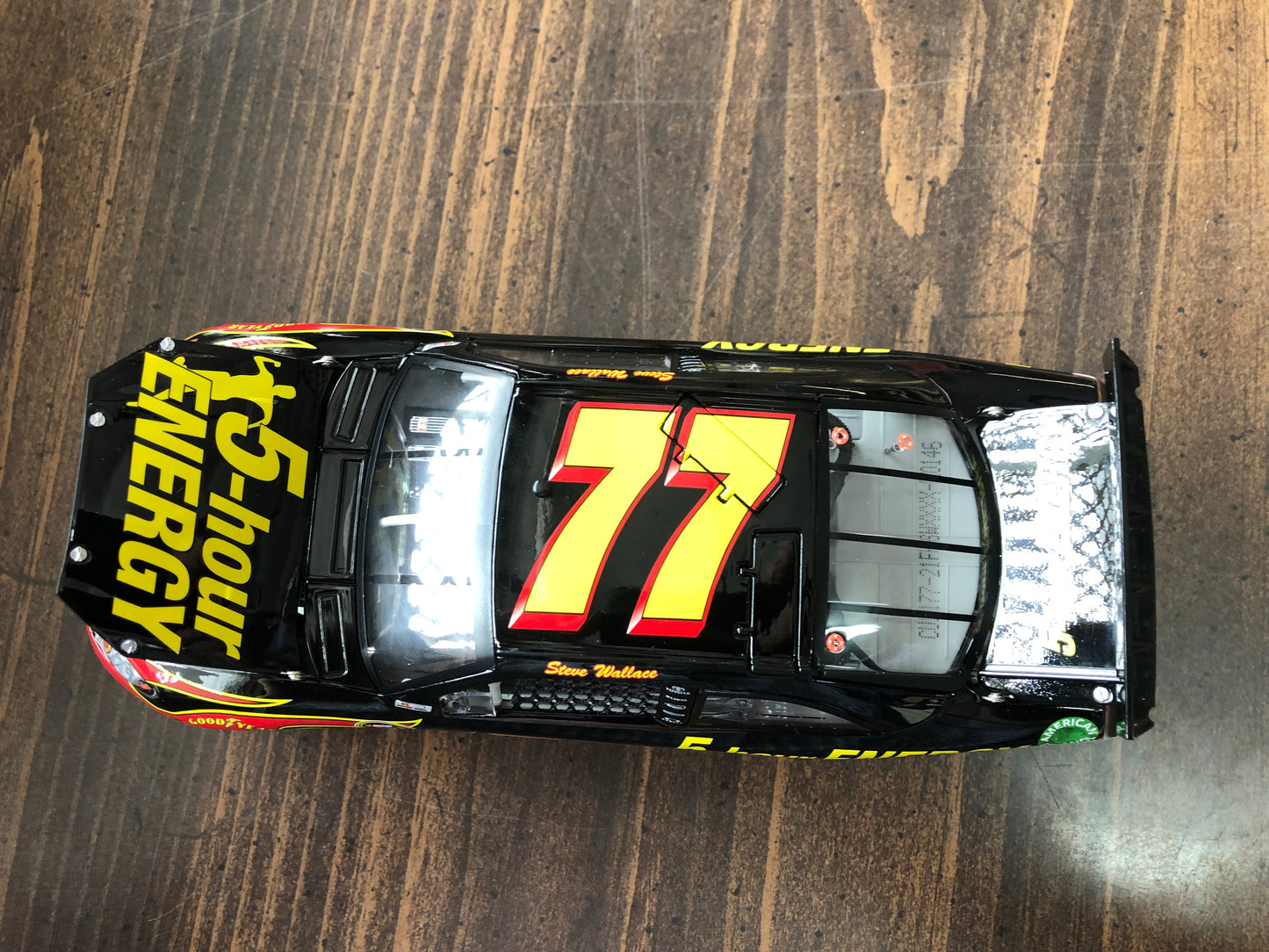 Lionel Collectables Steve Wallace #77 5-Hour Energy NASCAR Car
