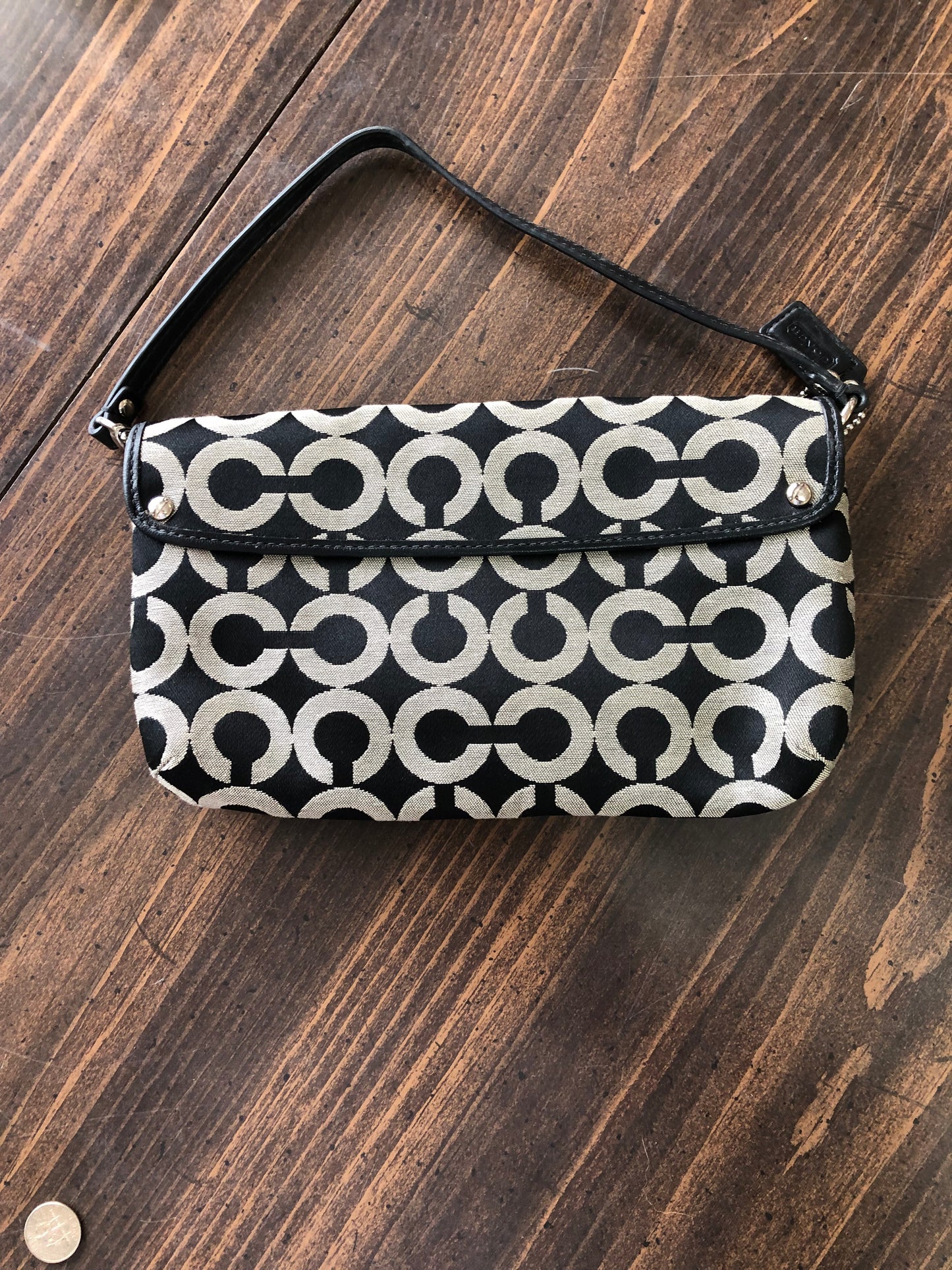 COACH Kristin Op Art Signature Black/Grey Wristlet Purse