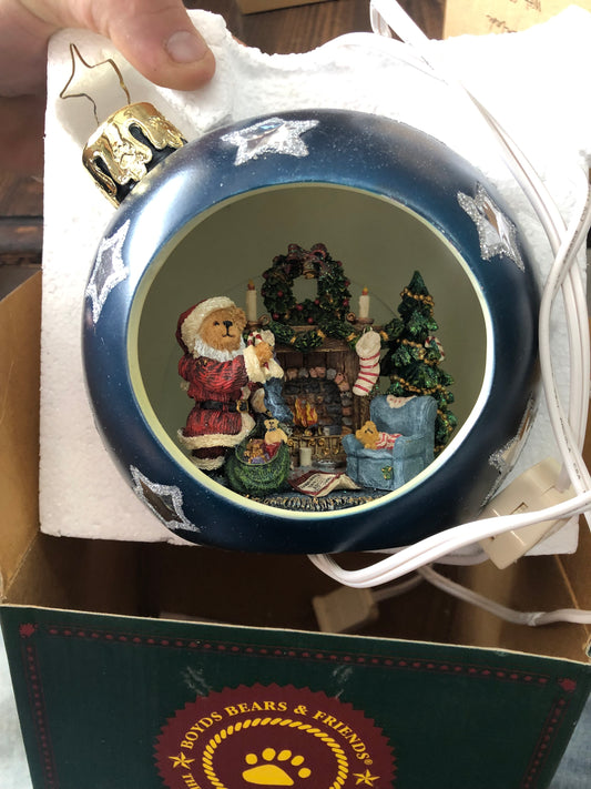 Vintage 2002 Boyd's Kringlebear and Lil' Snoozle Christmas Nightlight