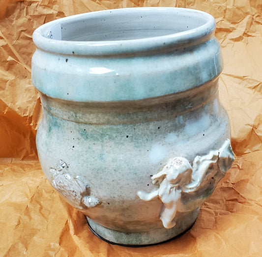 Tom Jenssen Pottery container