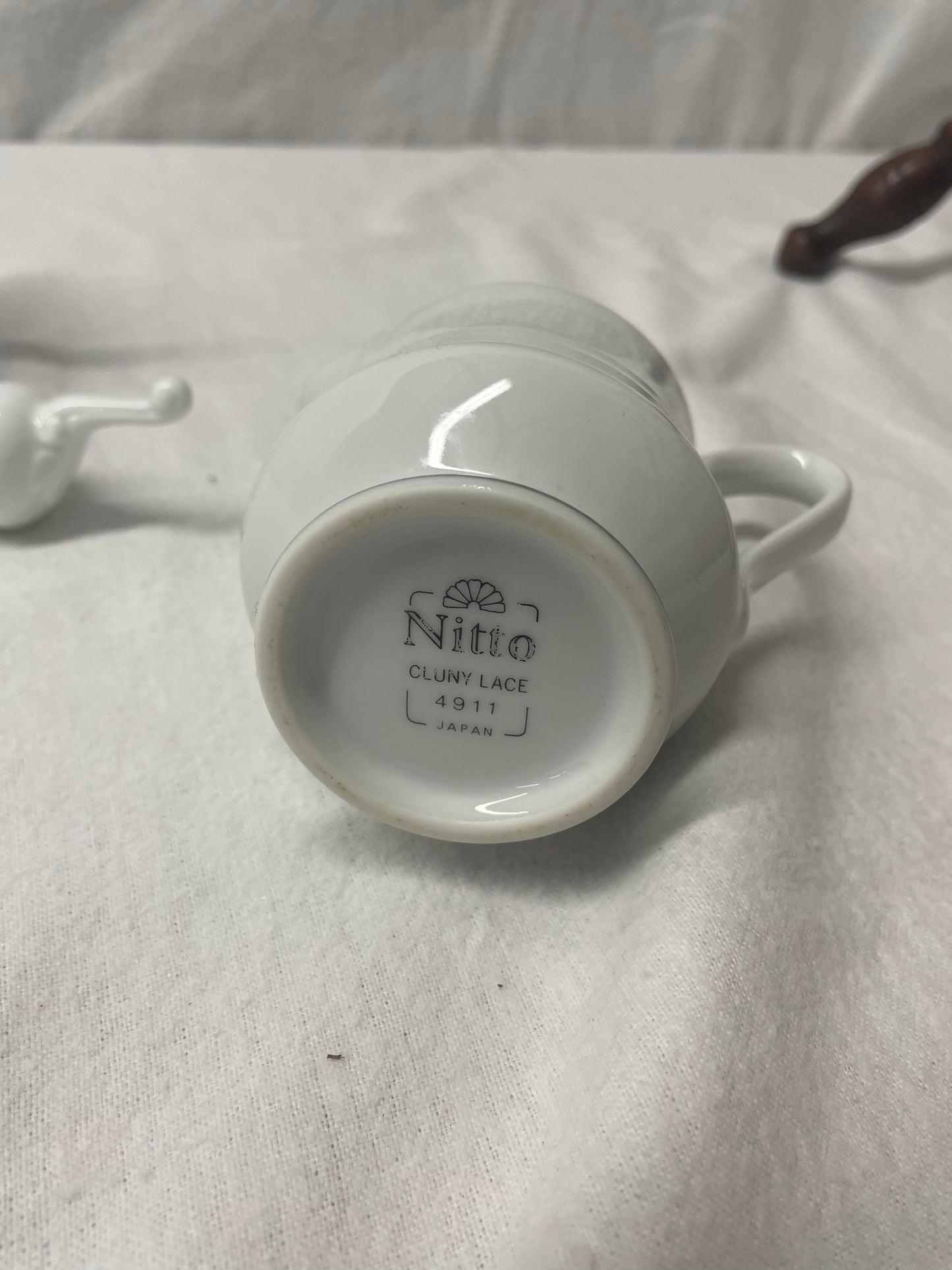 Nitto Fine China Sugar and Creamer Set