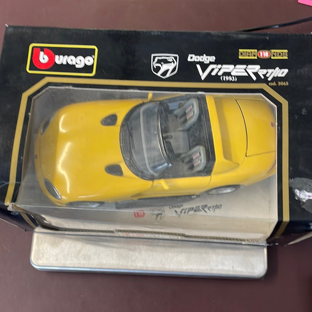 Burago 1993 Dodge Viper 1/18 Die Cast